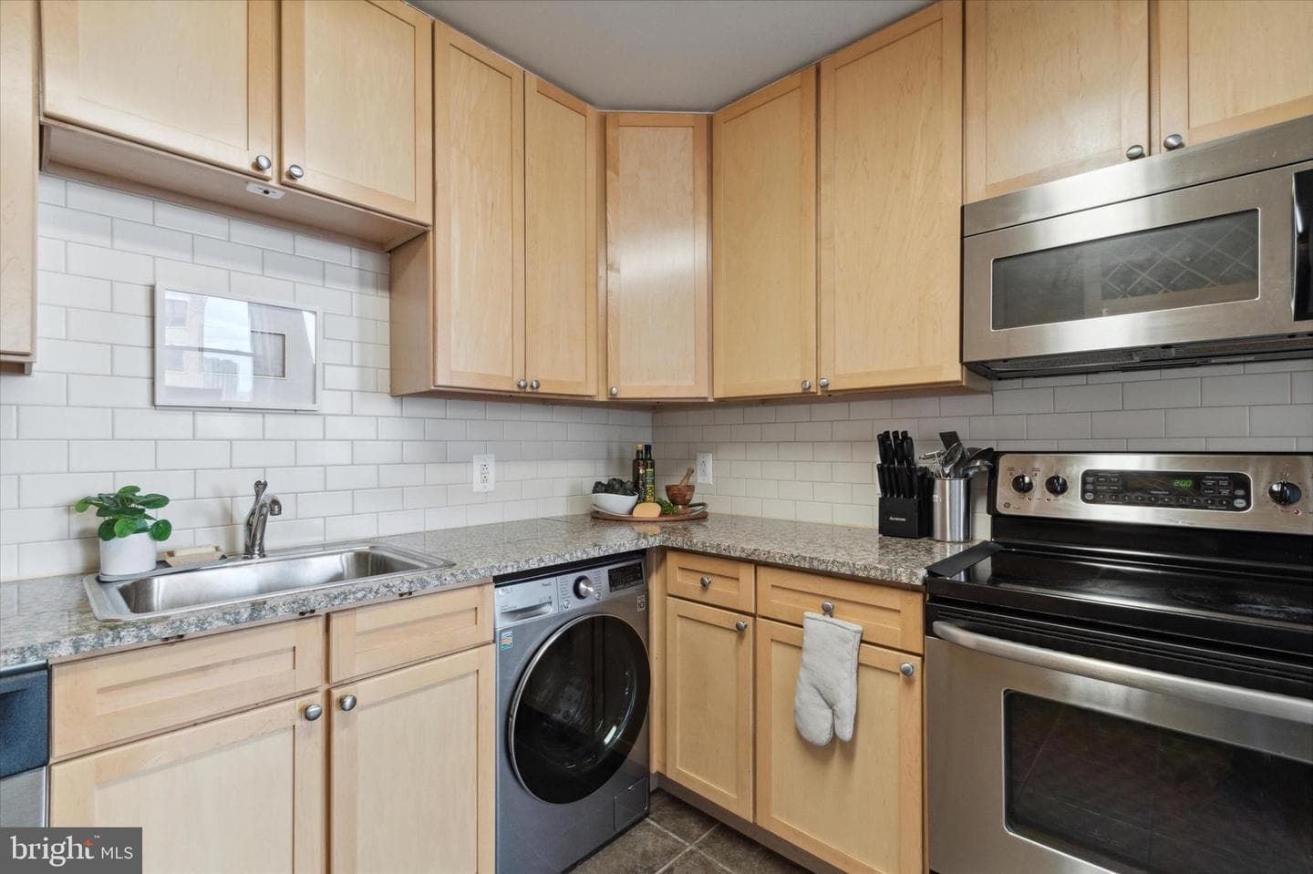 111 S 15th Street #2303 photo 13