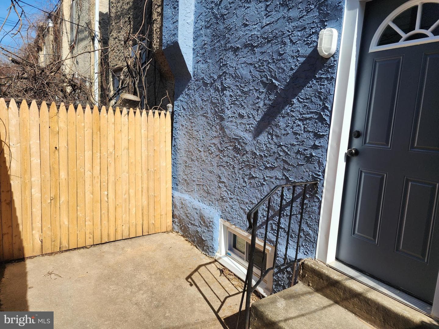 208 N Horton Street photo 27