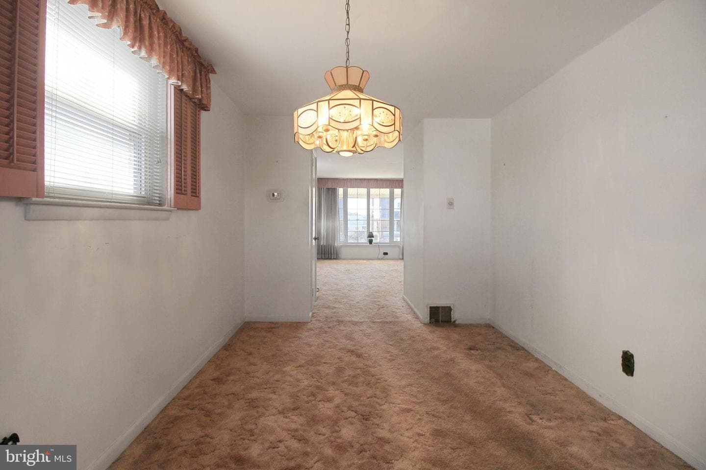 3427 Aubrey Avenue photo 11