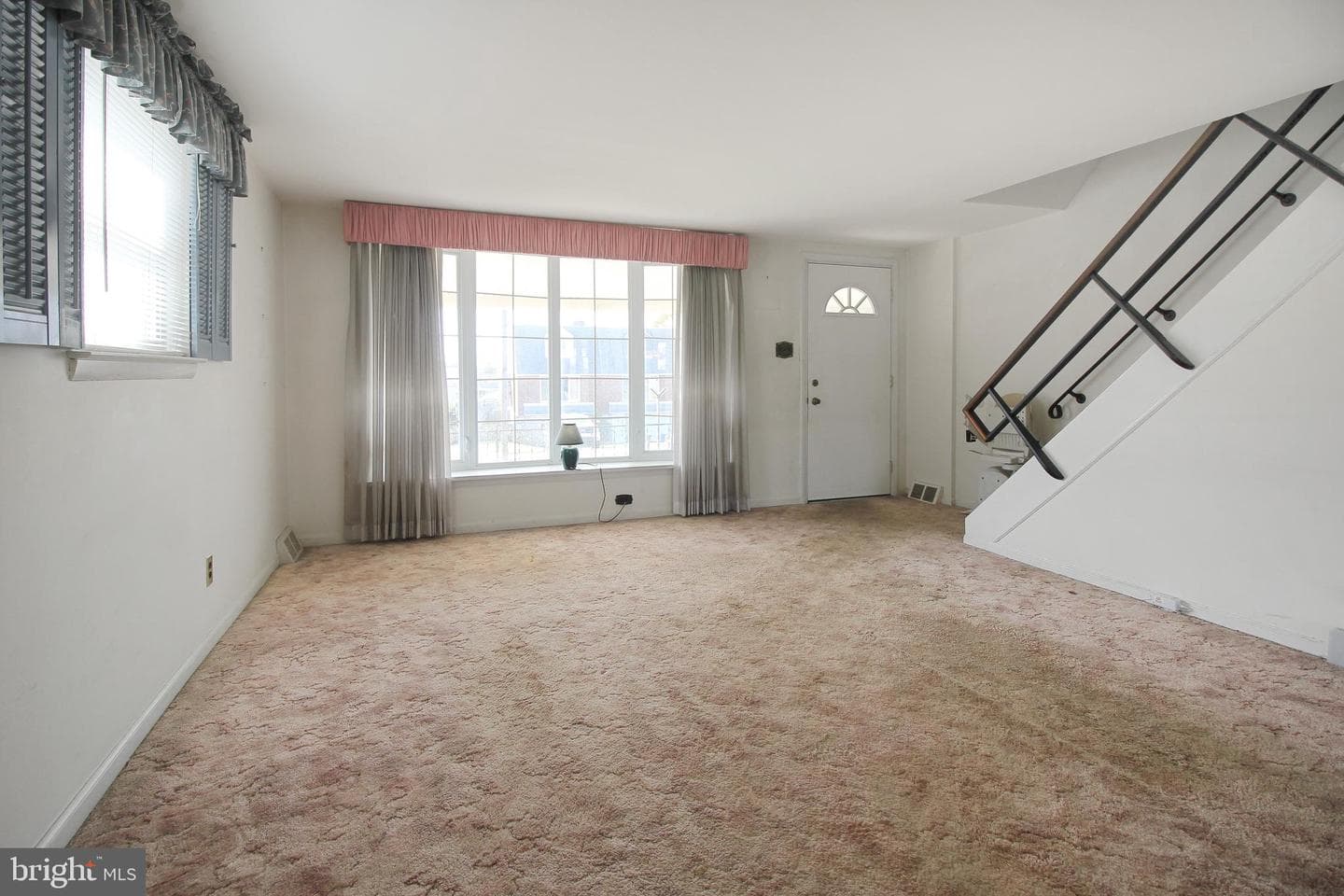 3427 Aubrey Avenue photo 7