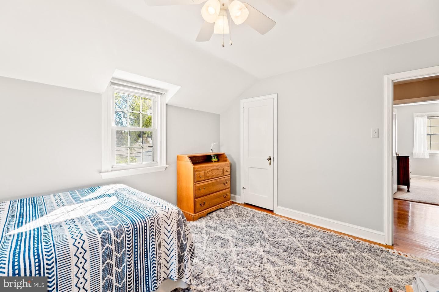 9415 Evans Street photo 31