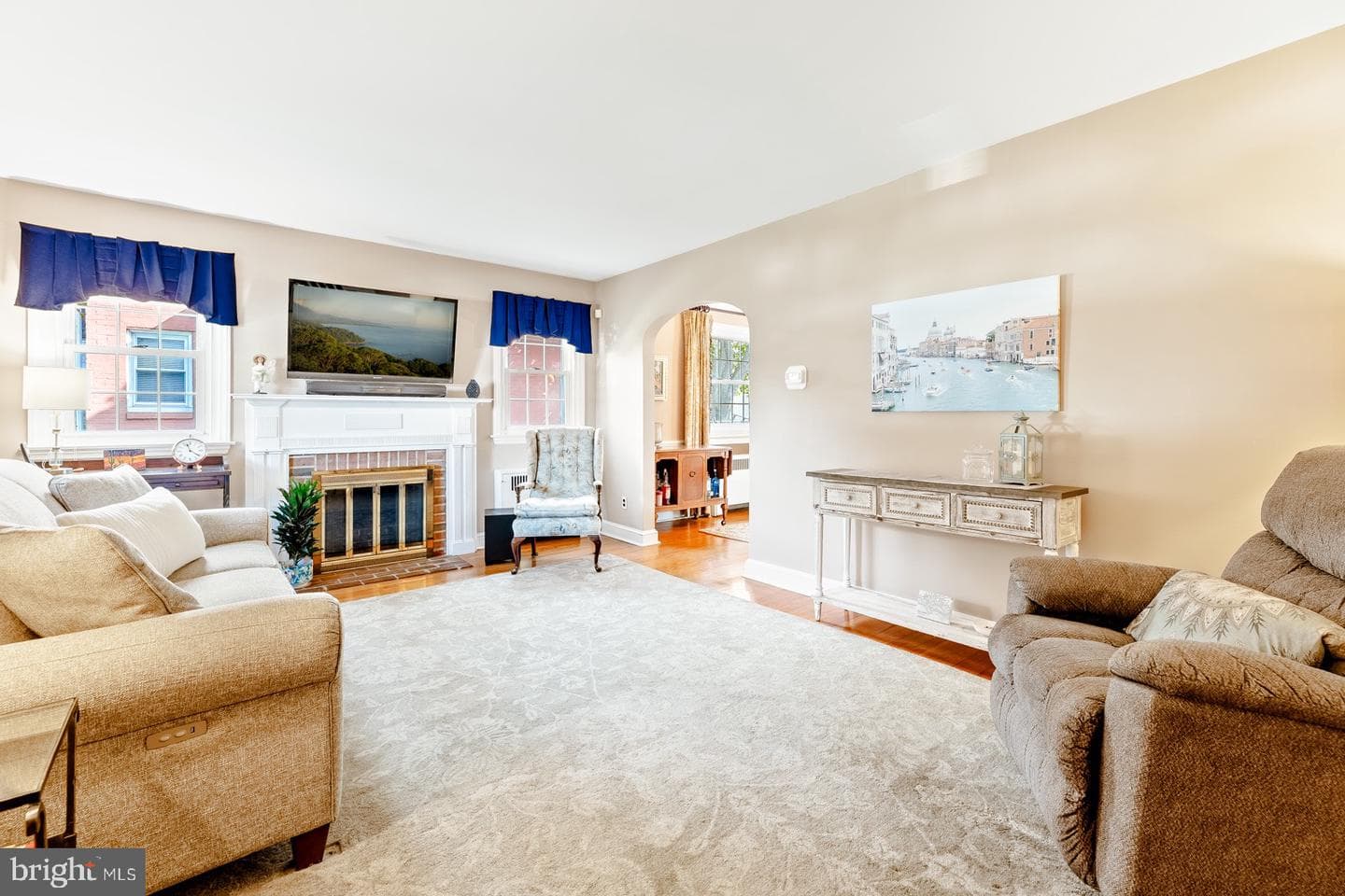 9415 Evans Street photo 9