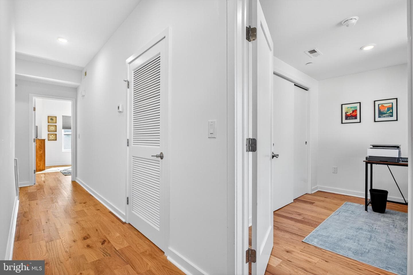 7019 Pipers Glen Way photo 24