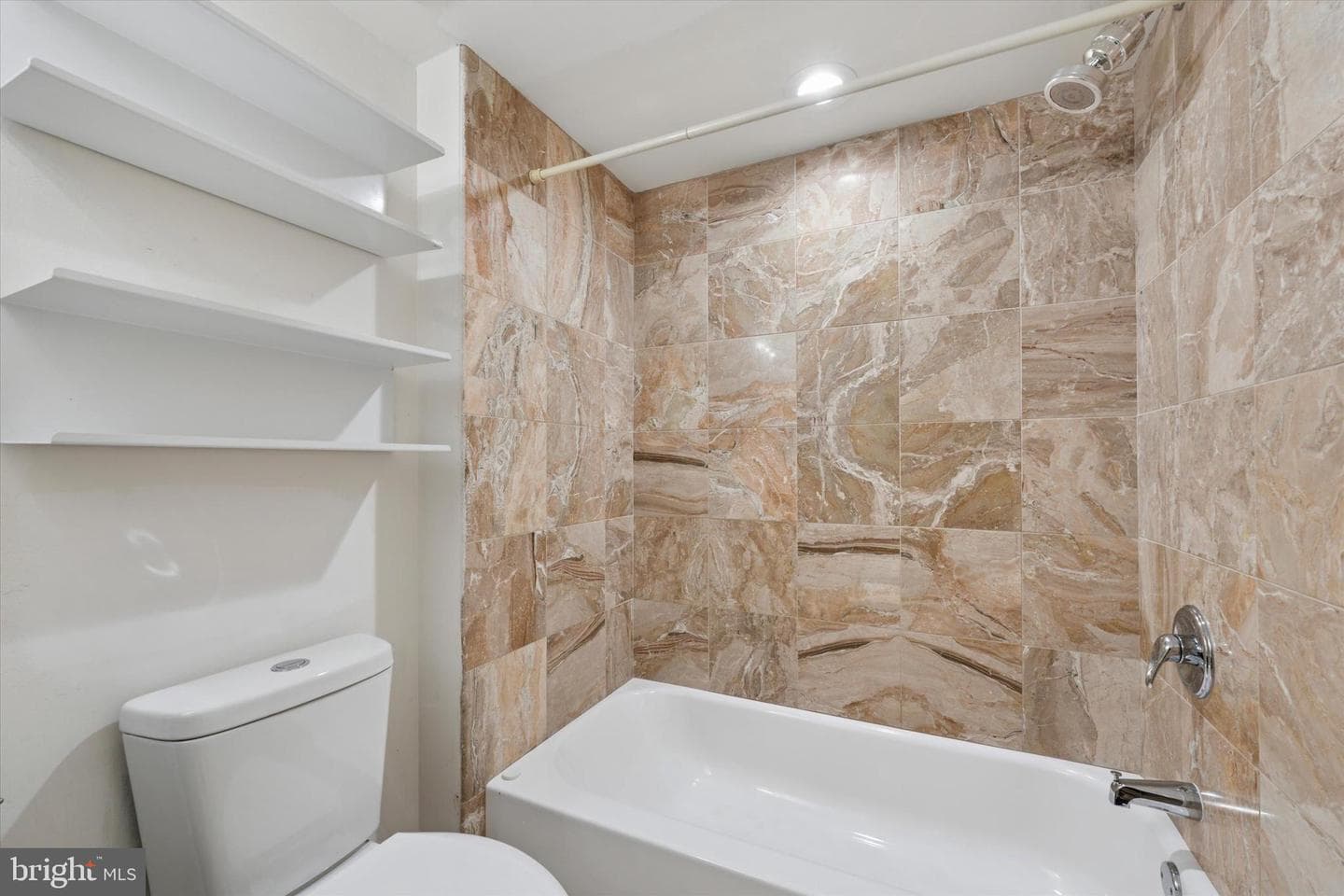 200 Lombard Street #804 photo 15
