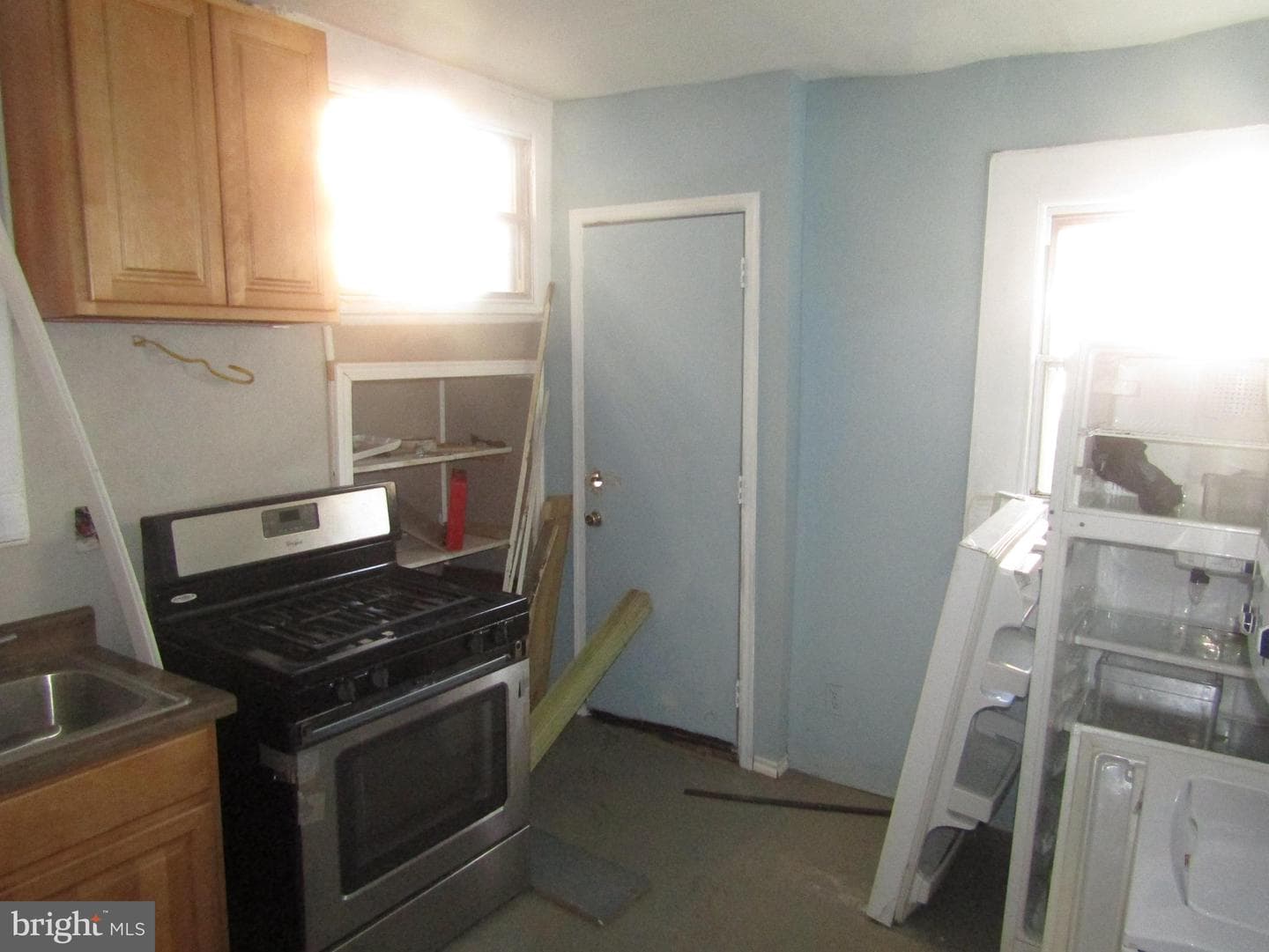 1827 W Rockland Street photo 9