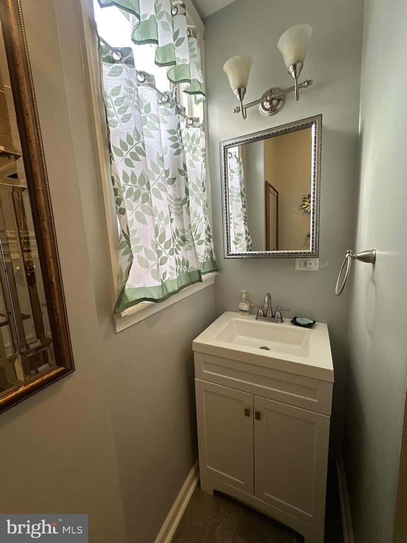 5403 Webster Street photo 17