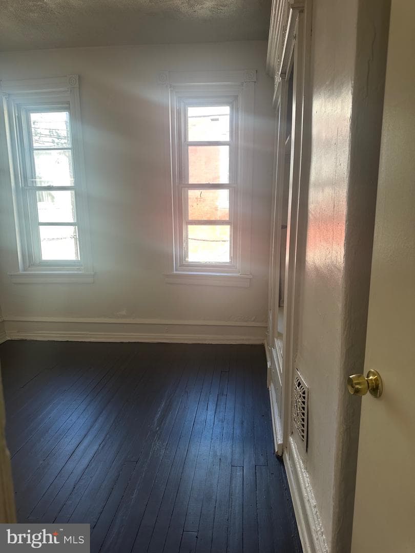 5403 Webster Street photo 19