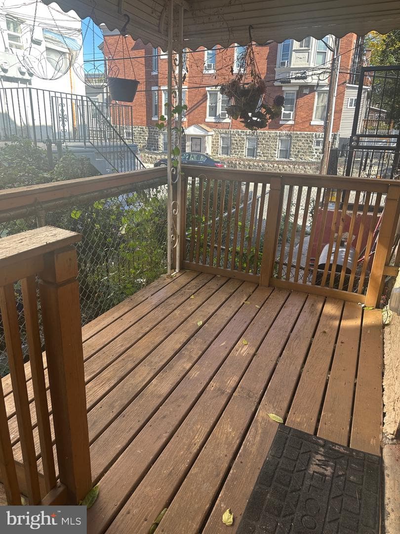 5403 Webster Street photo 21