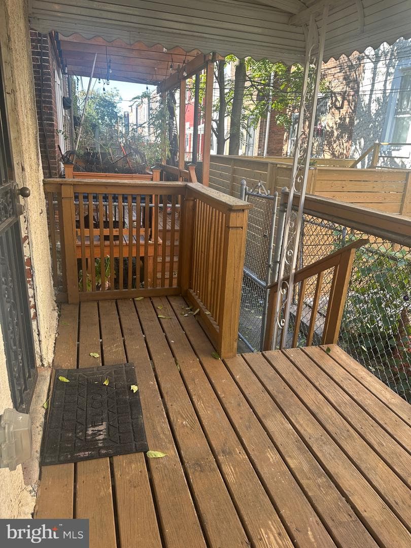 5403 Webster Street photo 22