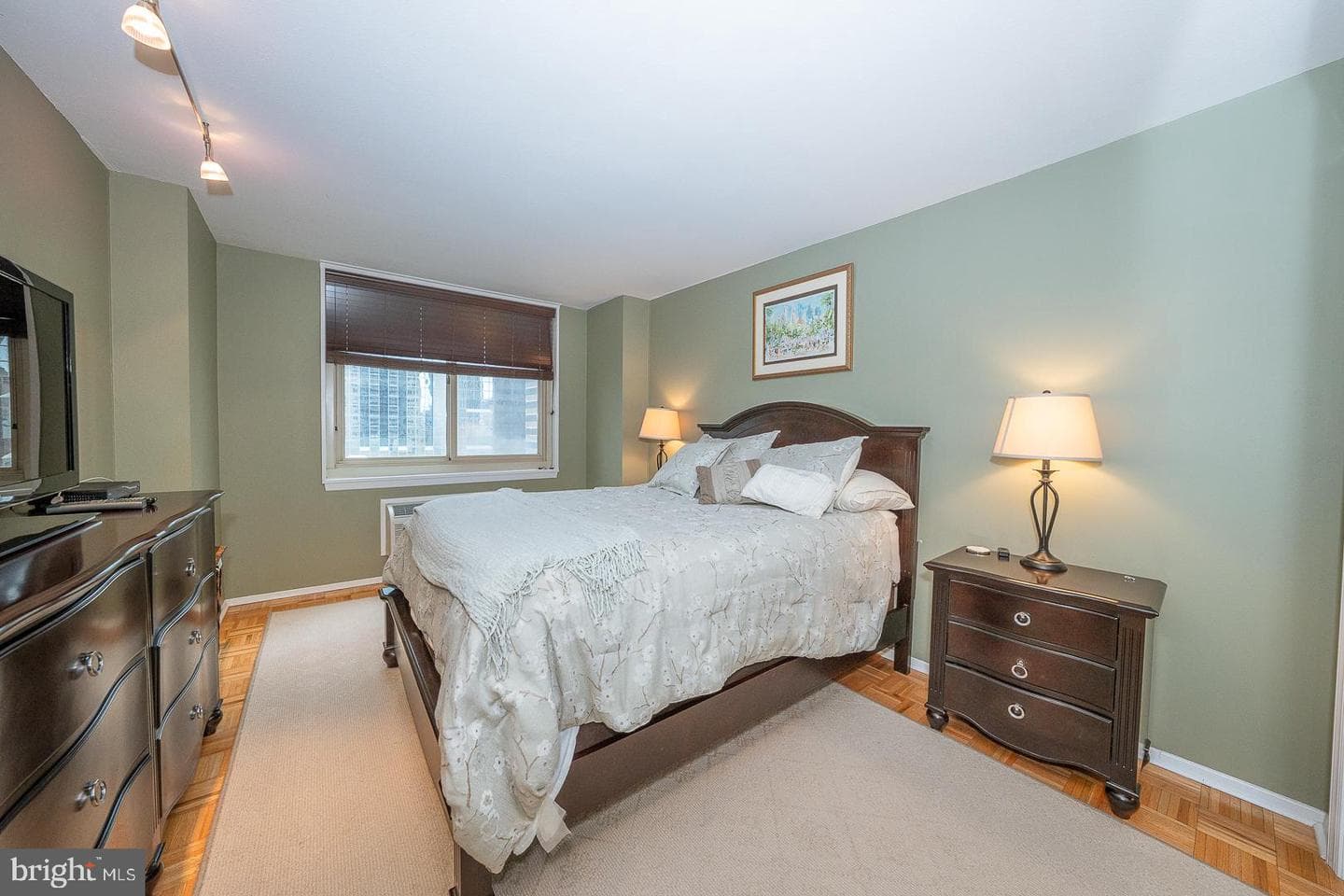 1919 Chestnut Street #1403 photo 11