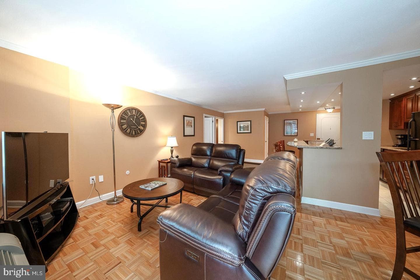 1919 Chestnut Street #1403 photo 3