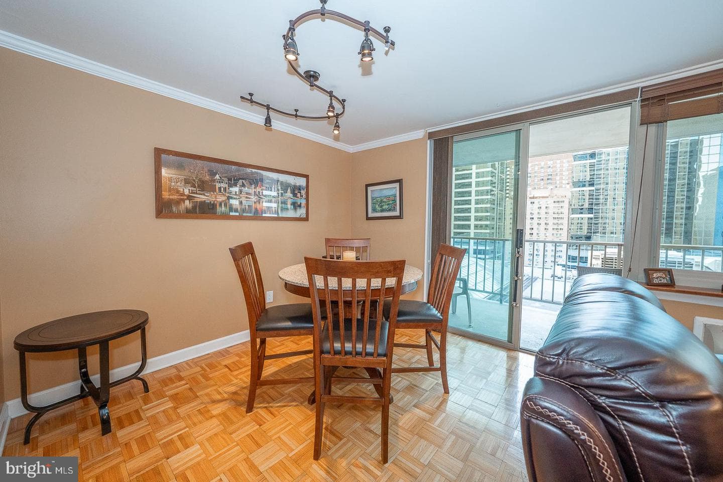 1919 Chestnut Street #1403 photo 4