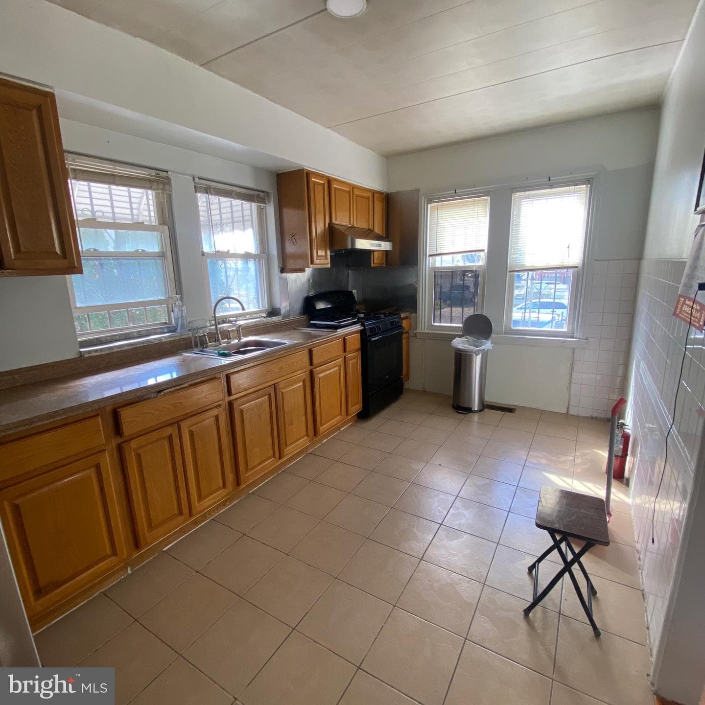 5233 Montour Street photo 7