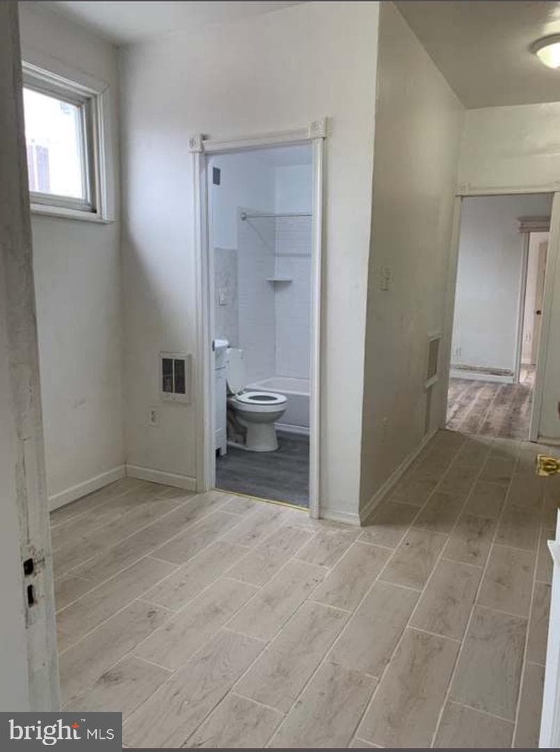 5849 Ludlow Street photo 13