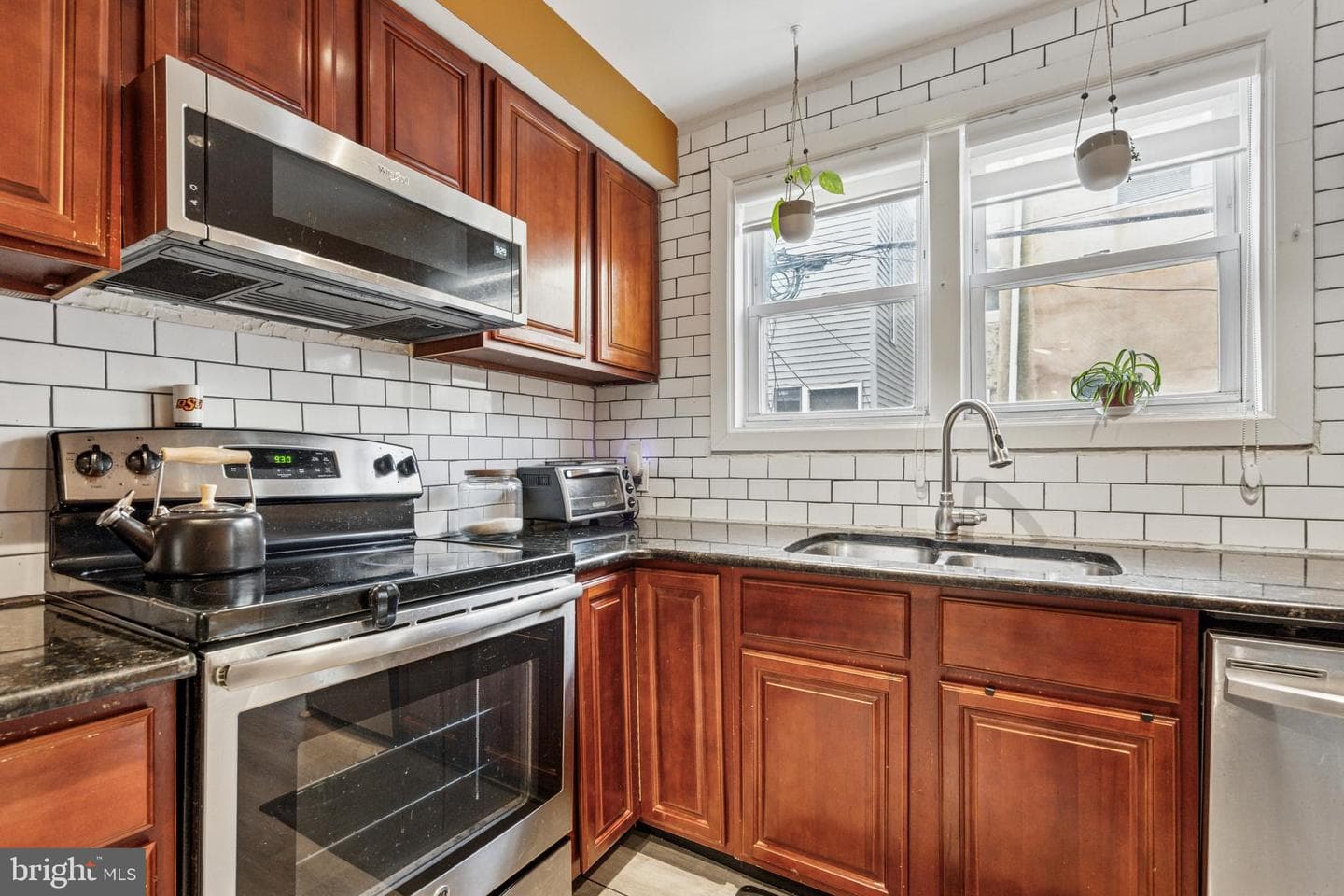 1836 S Hicks Street photo 17