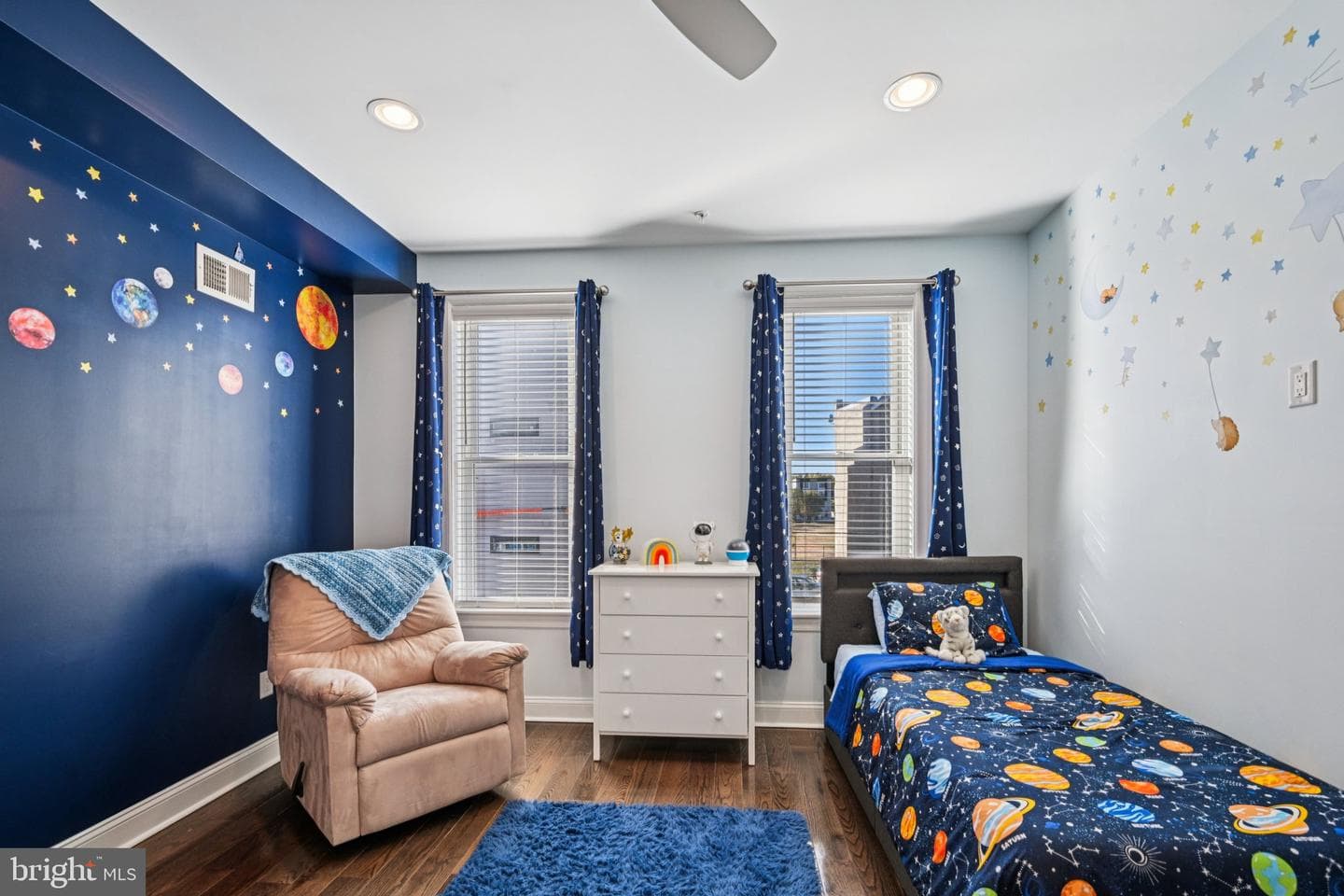 1728 N Lambert Street photo 18