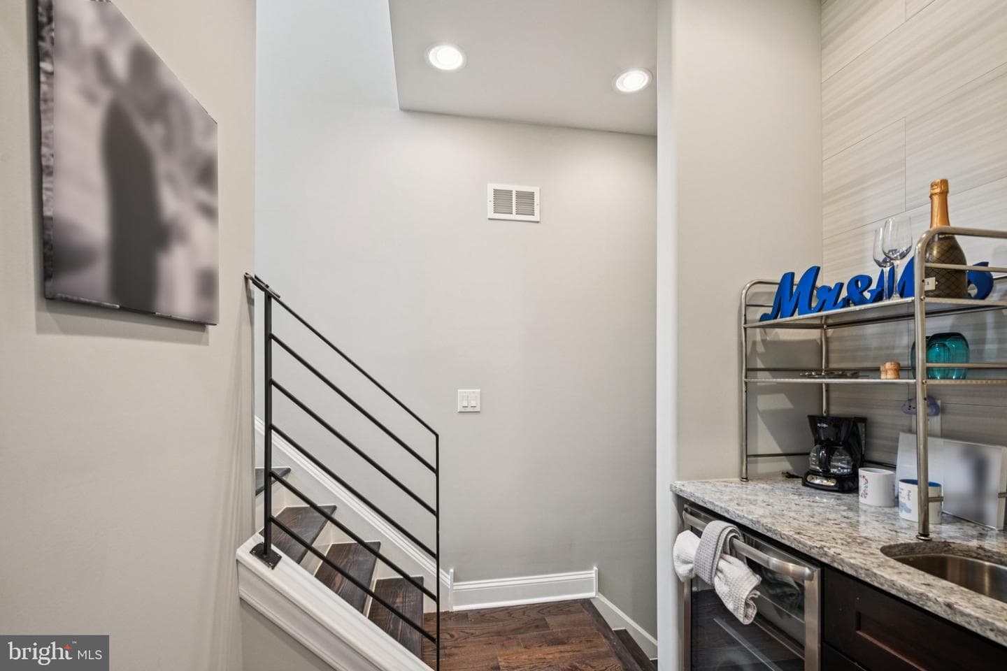 1728 N Lambert Street photo 24