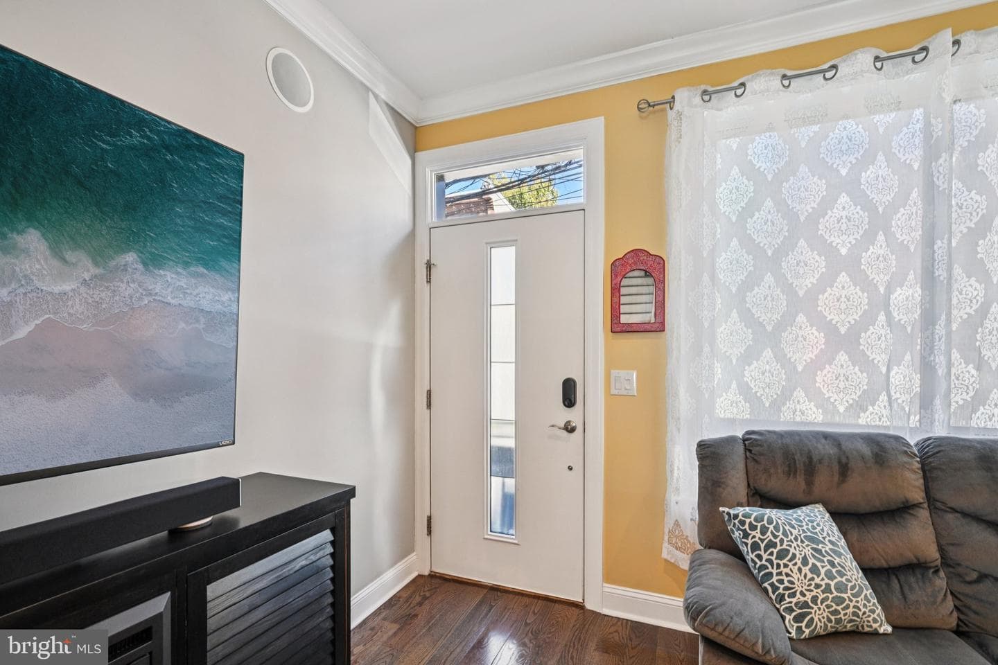 1728 N Lambert Street photo 3