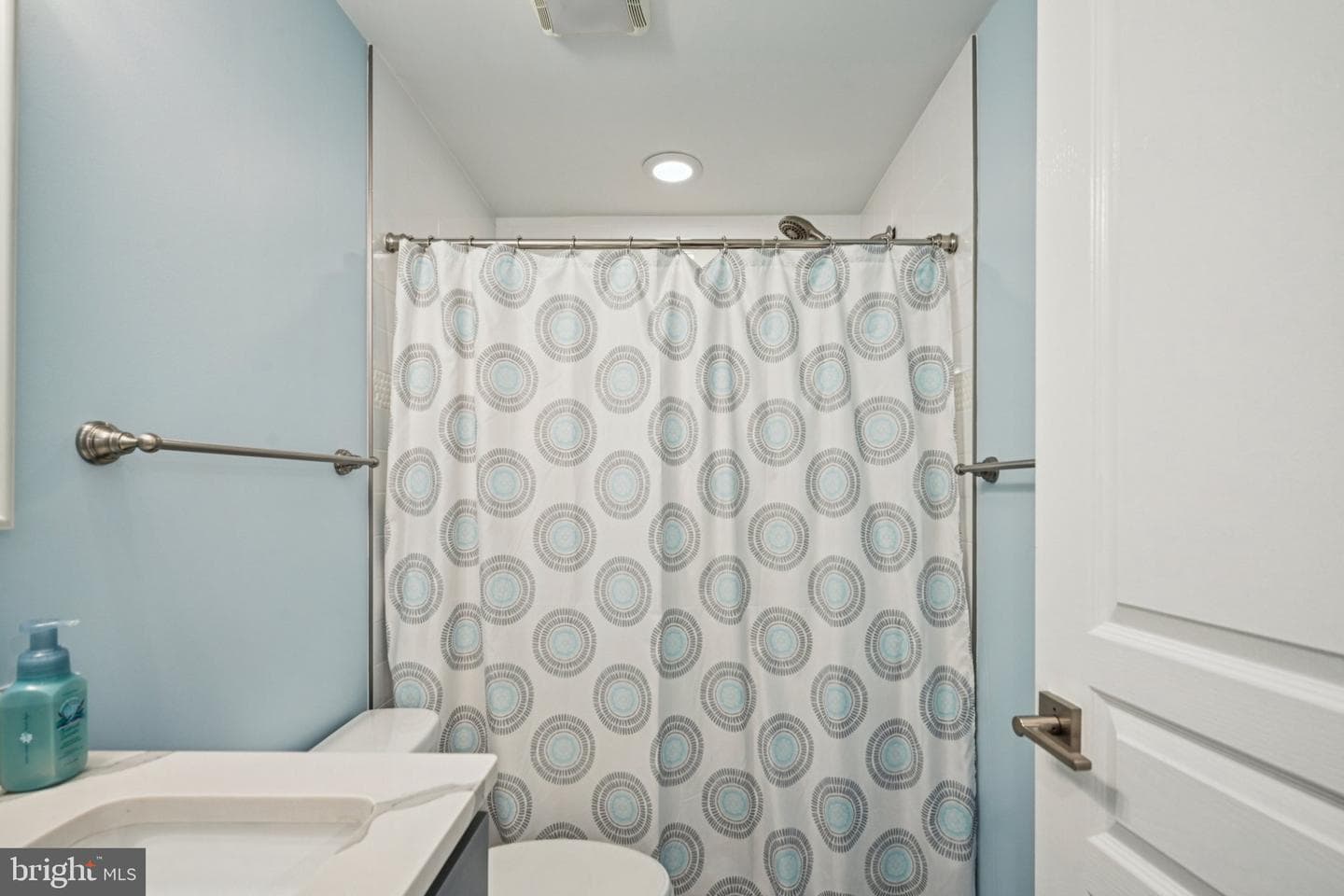 1728 N Lambert Street photo 31