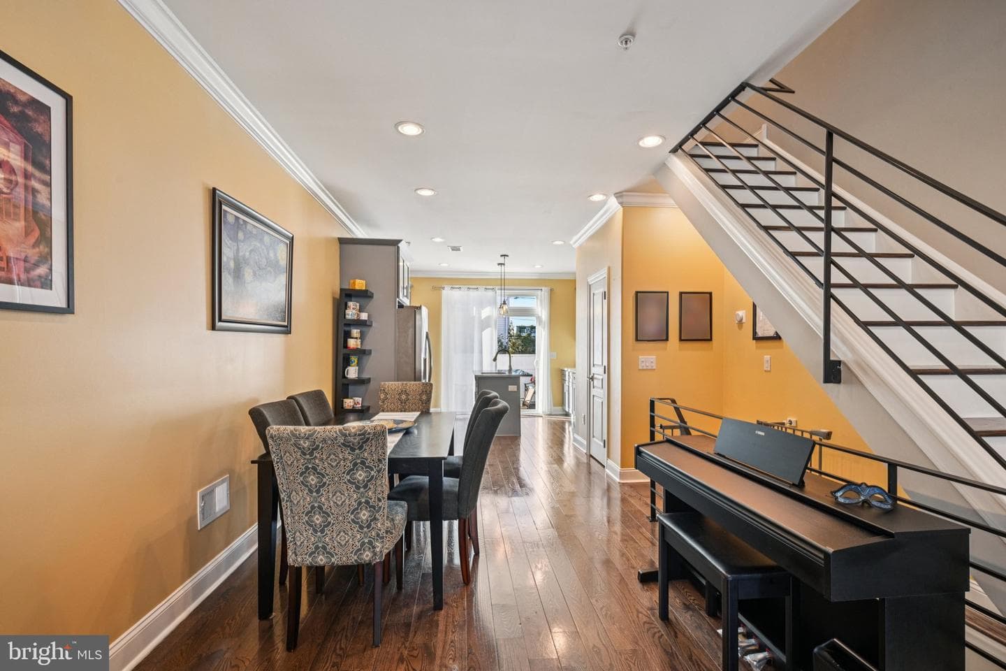1728 N Lambert Street photo 6