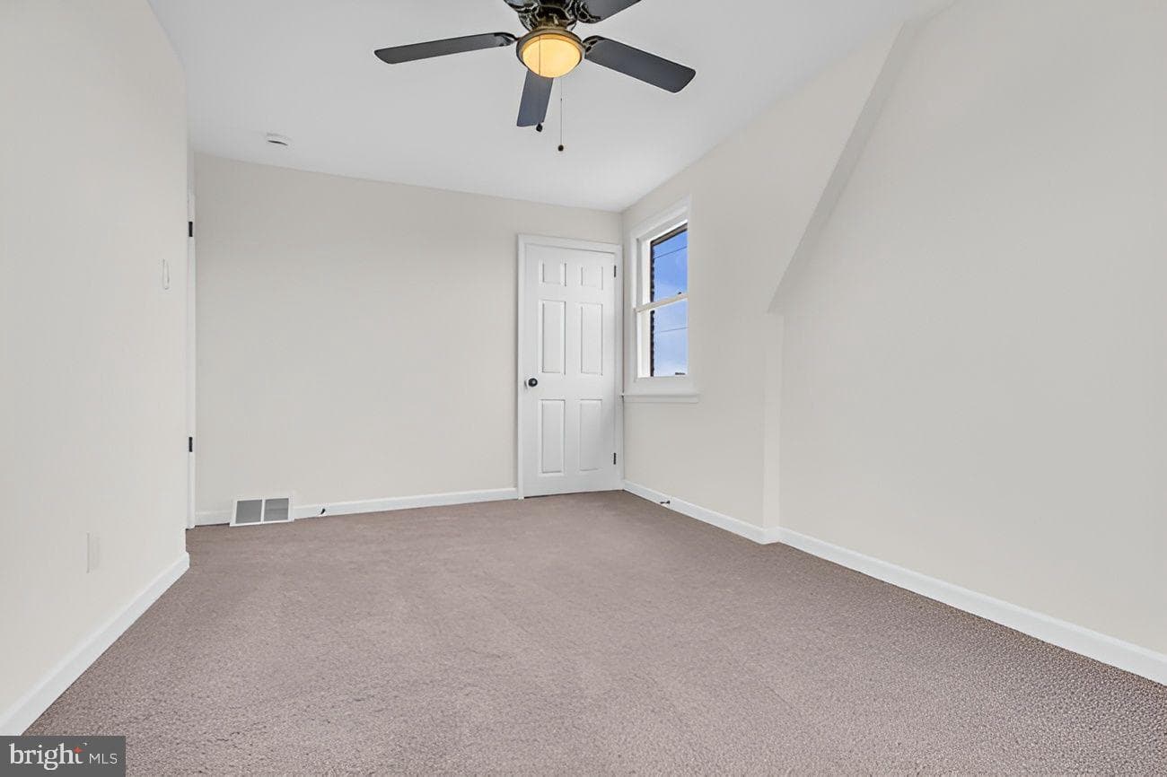 1300 E Sharpnack Street photo 19