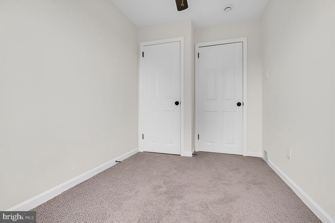 1300 E Sharpnack Street photo 22