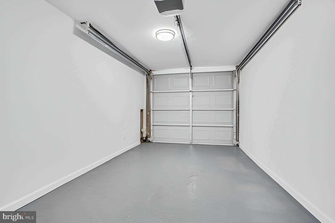 1300 E Sharpnack Street photo 27