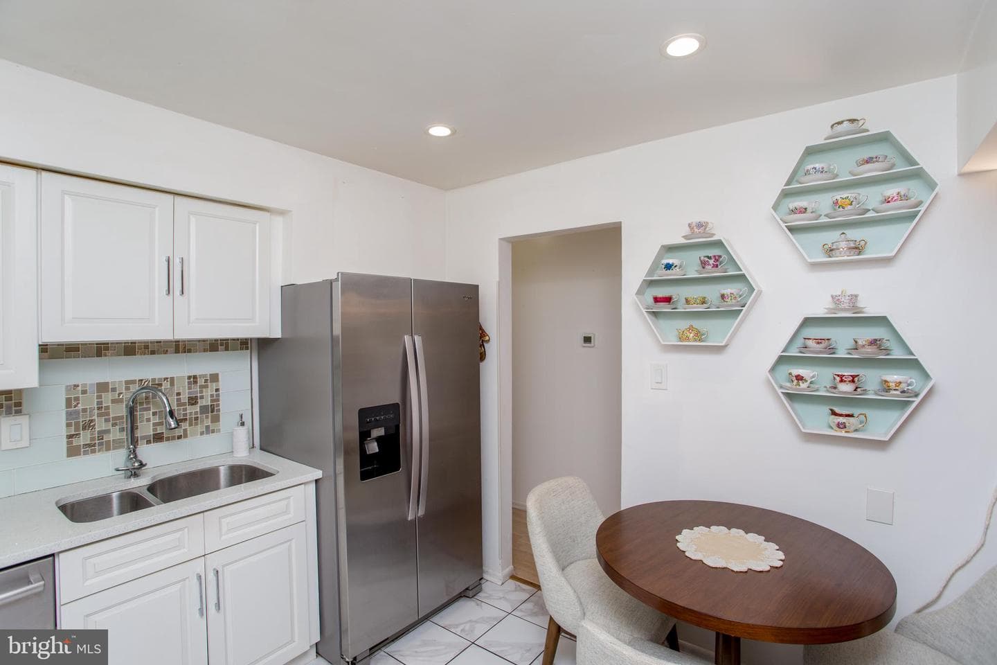 48 Bonnie Gellman Court #b48 photo 22