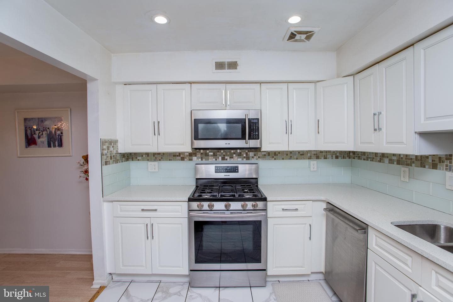 48 Bonnie Gellman Court #b48 photo 24
