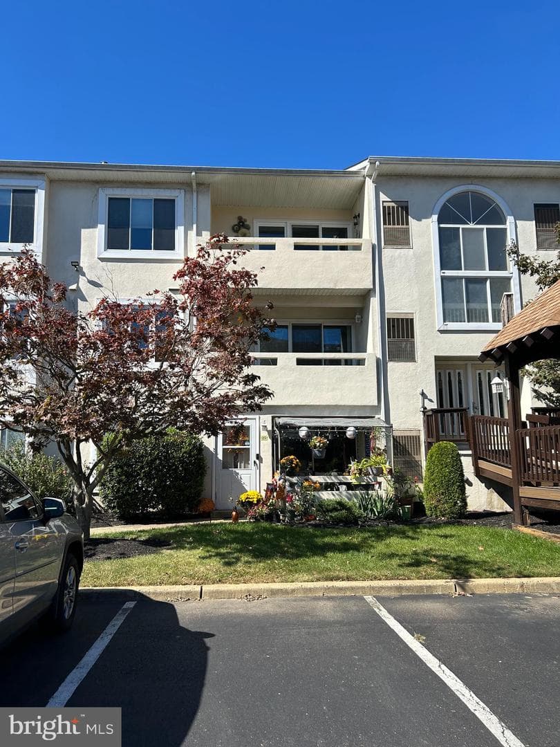 48 Bonnie Gellman Court #b48 photo 61