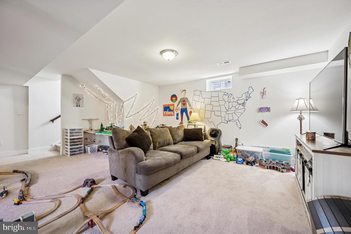 714 Crestview Road photo 32