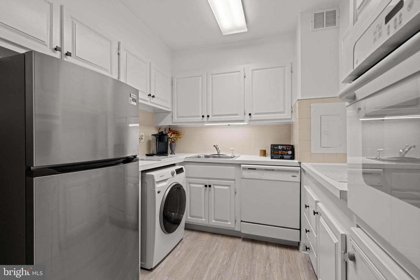 1900 John F Kennedy Boulevard #822 photo 7