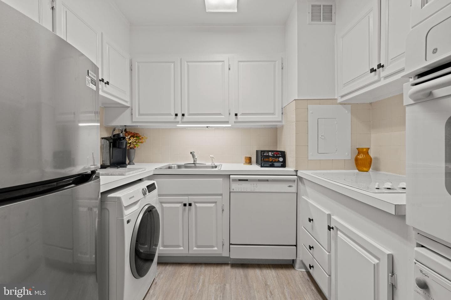 1900 John F Kennedy Boulevard #822 photo 9