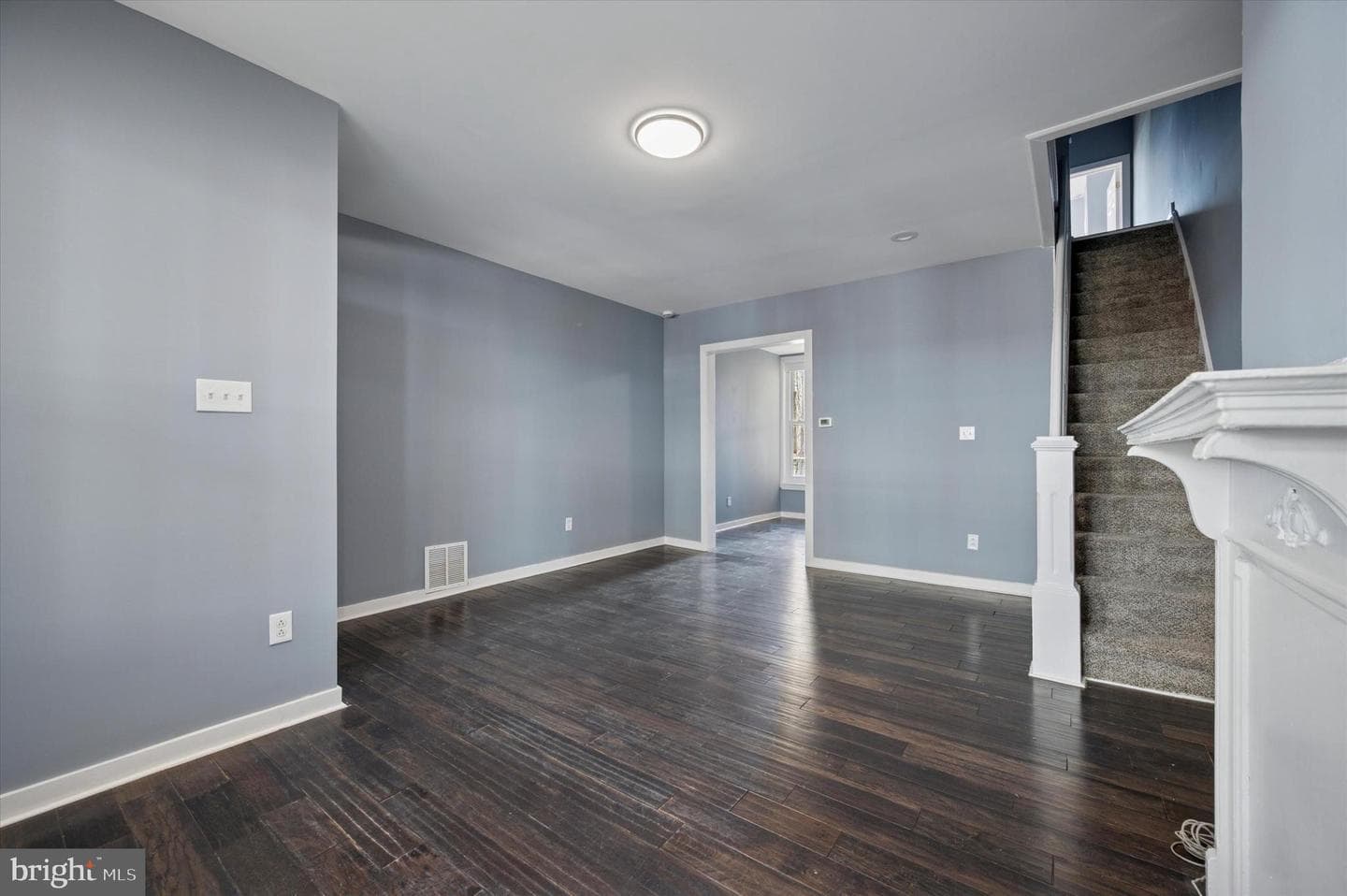 5715 Leonard Street photo 4
