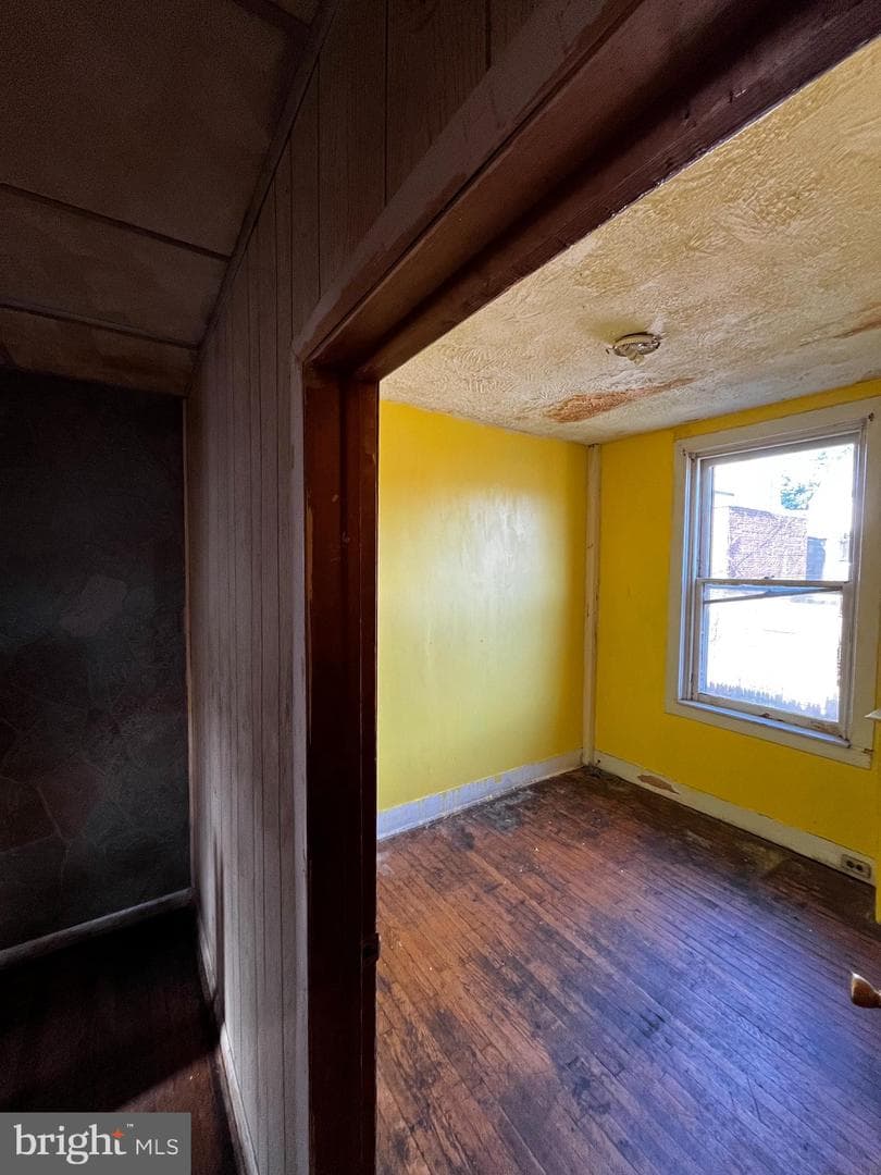 4952 Charles Street photo 14