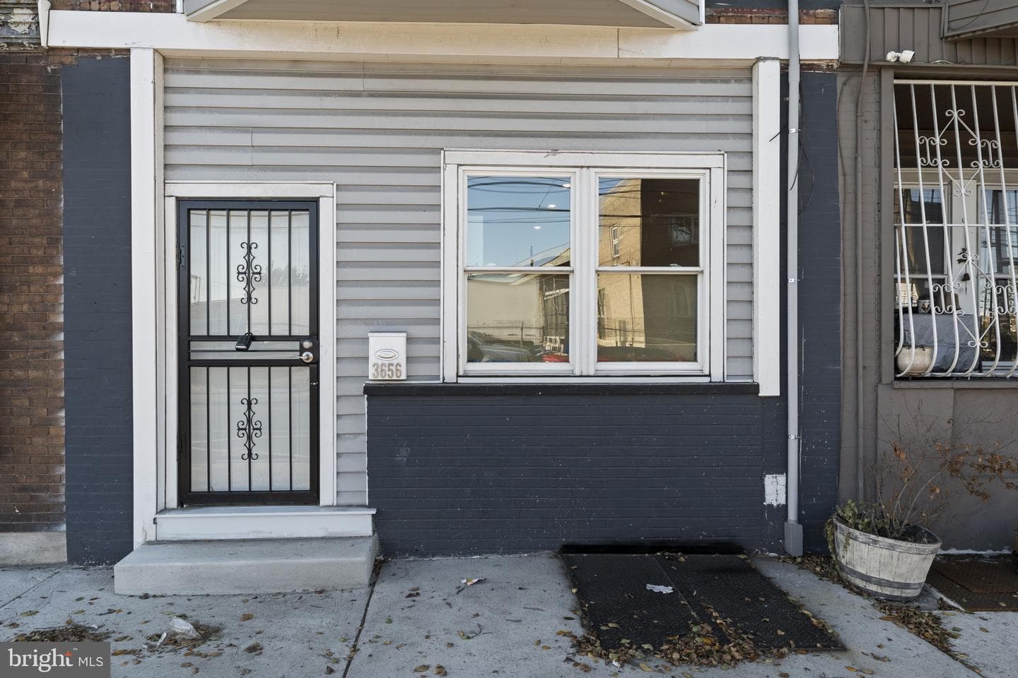 3656 Richmond Street, Philadelphia