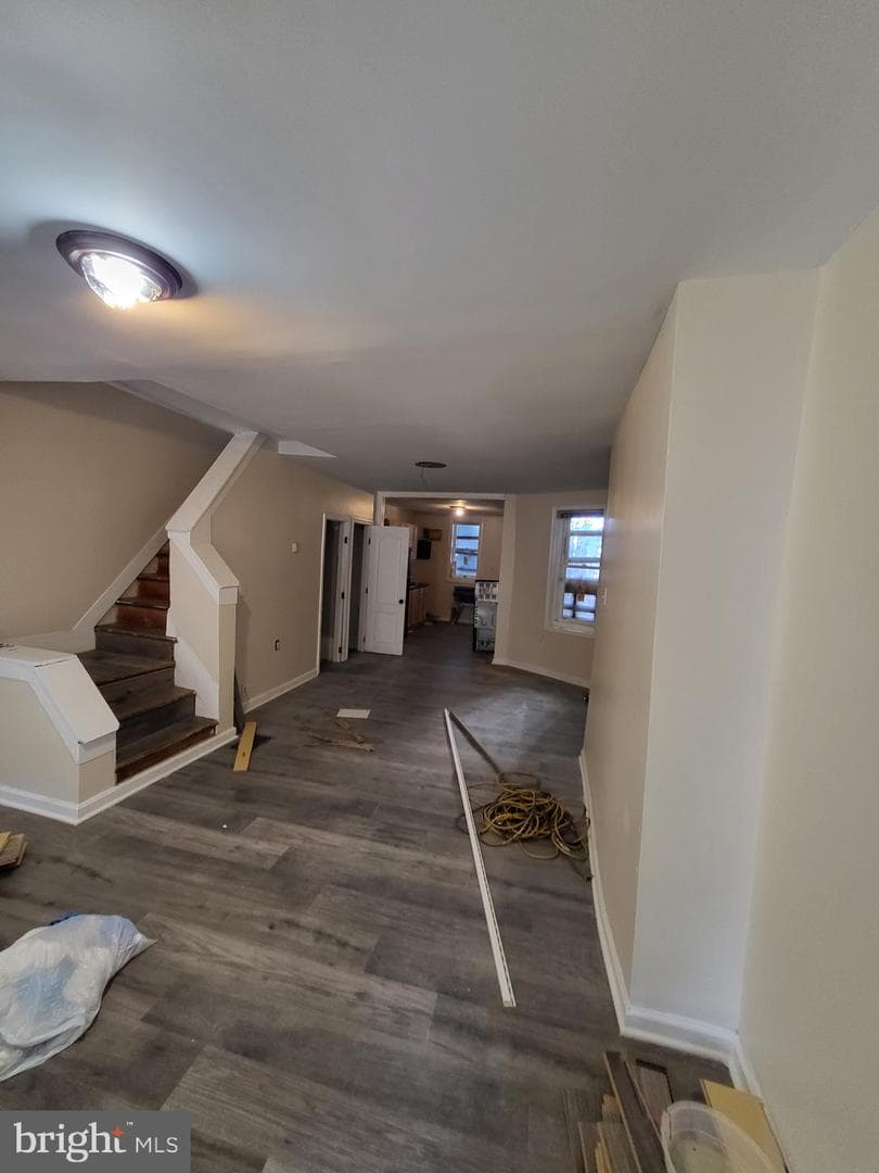5855 Windsor Avenue photo 2