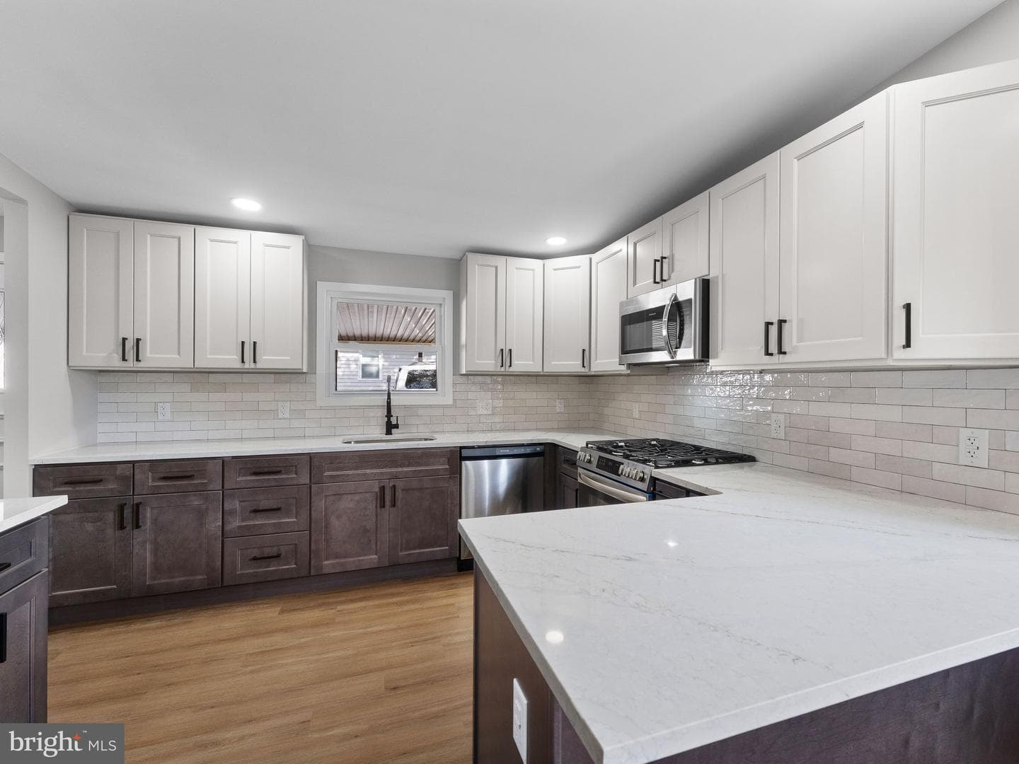 9314 Trout Road photo 1