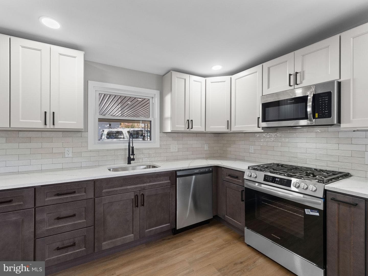 9314 Trout Road photo 3