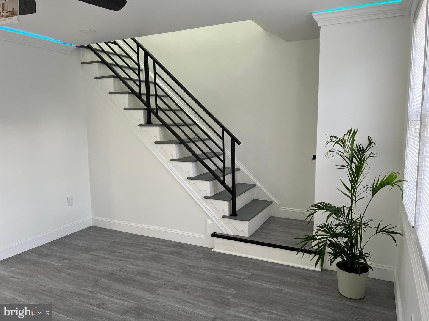 4247 Glendale Street photo 5