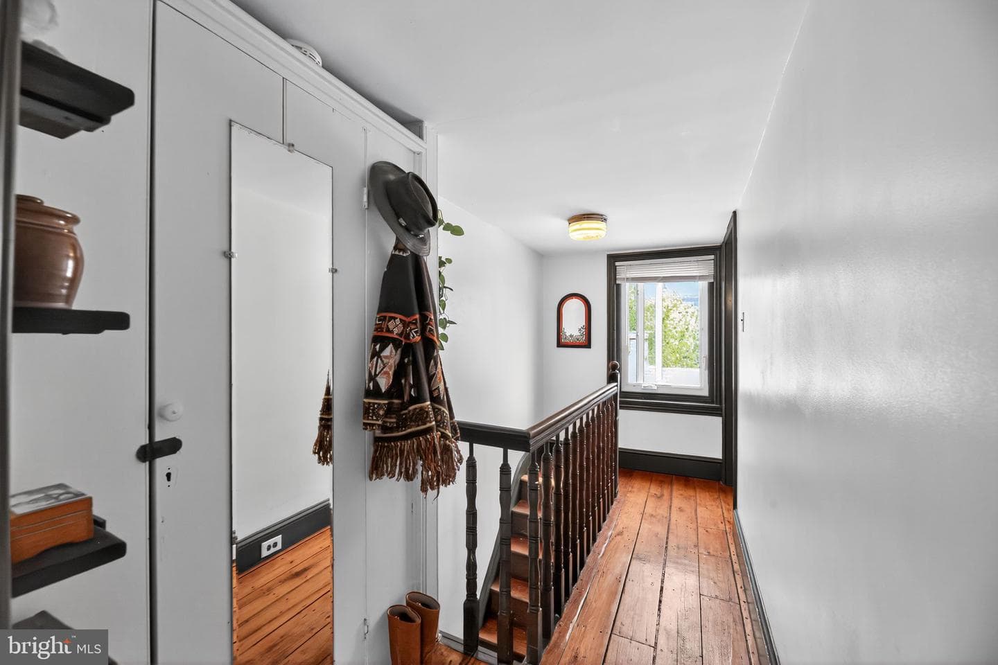 1933 E Dauphin Street photo 20