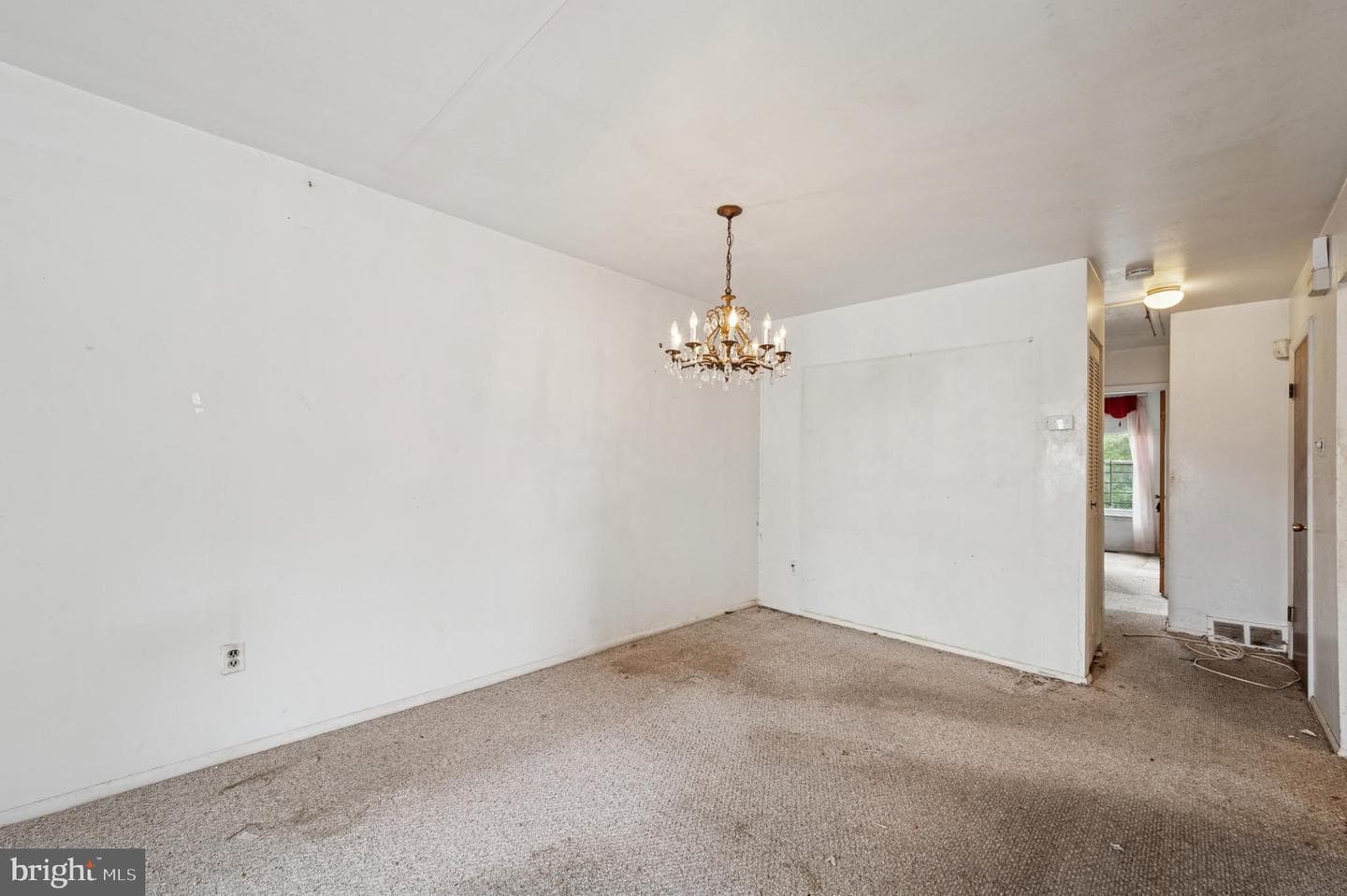 2712 Phillips Terrace photo 5