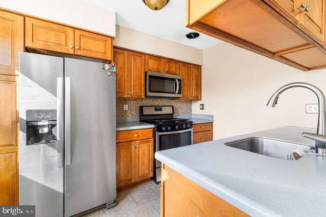 7521 Valley Avenue photo 7