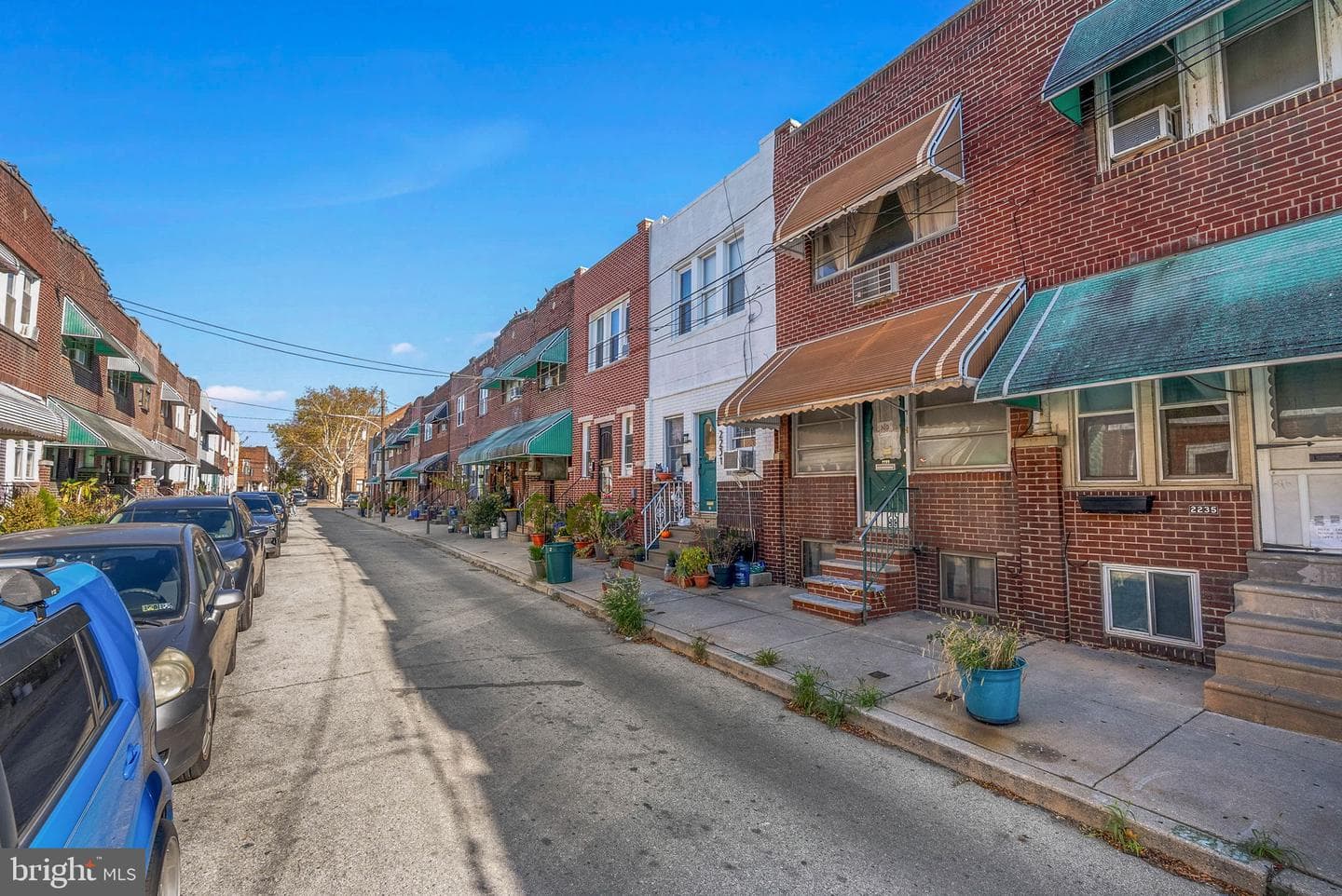 2233 S Norwood Street photo 2