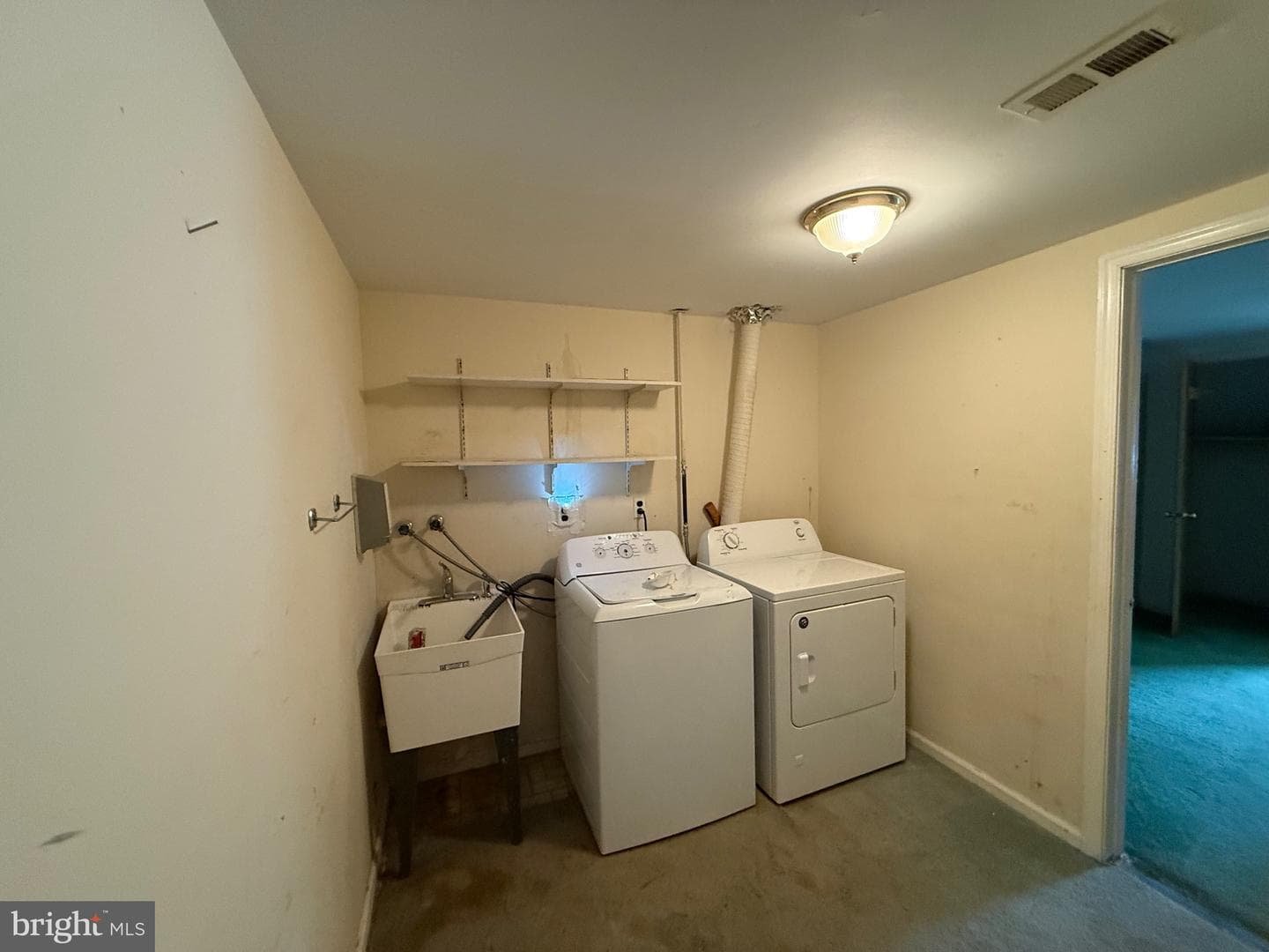 12704 Knights Road photo 22