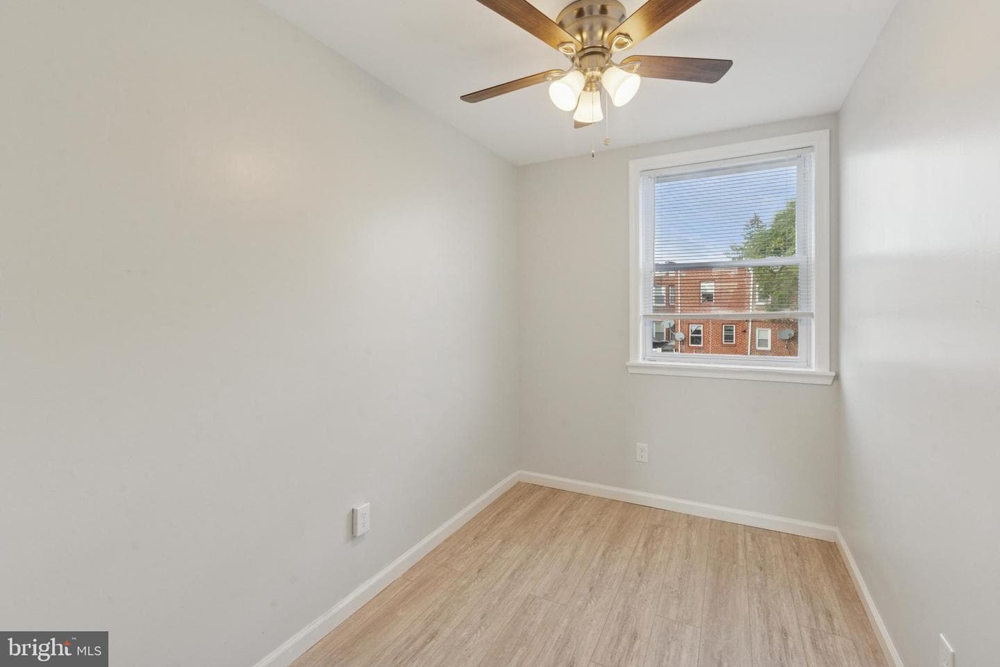 8327 Forrest Avenue photo 3