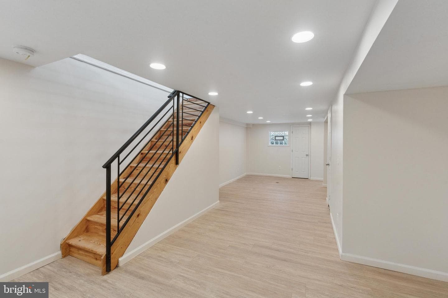 8327 Forrest Avenue photo 6