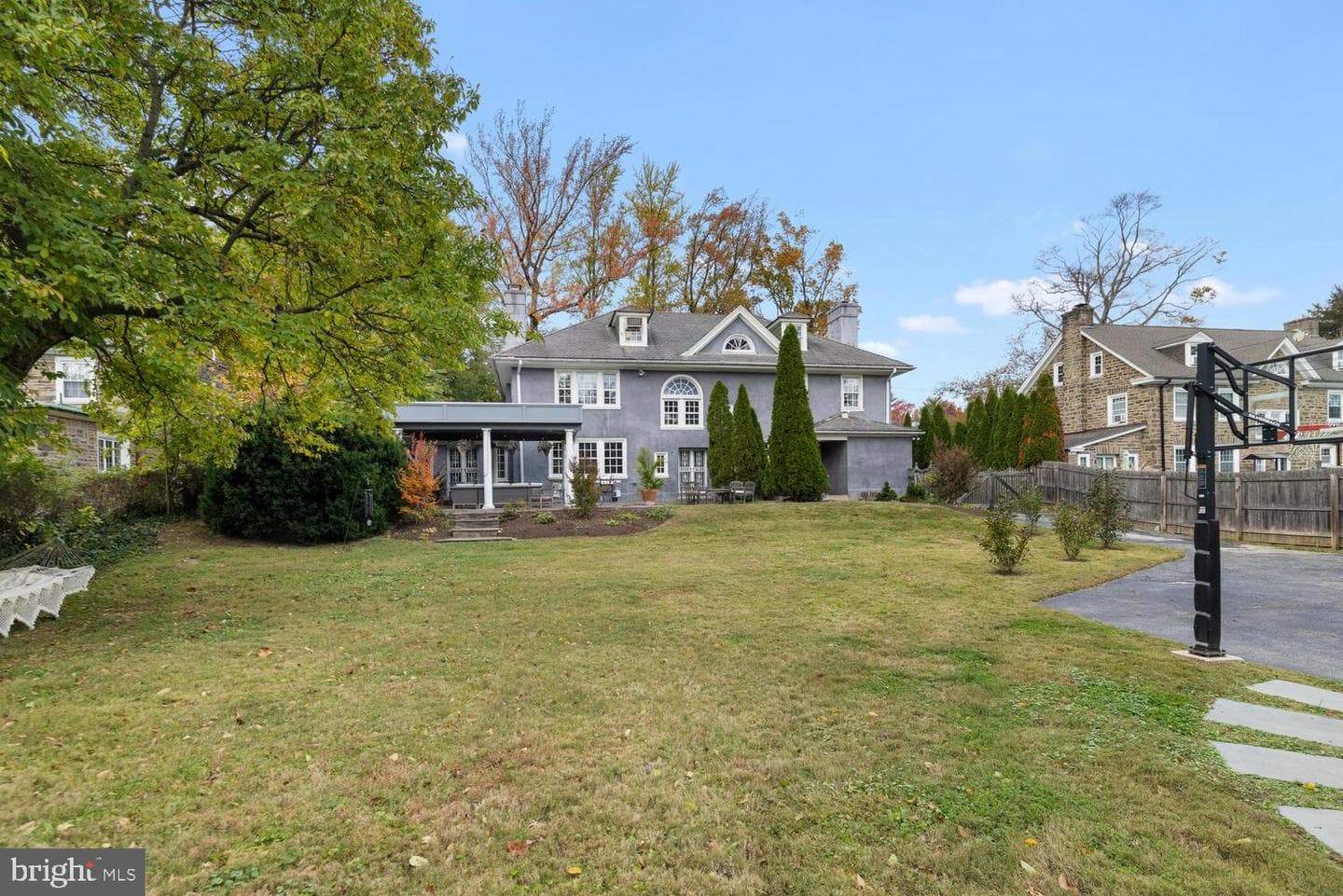 1012 W Cliveden Street photo 60