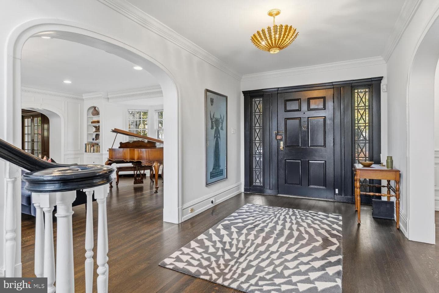1012 W Cliveden Street photo 8