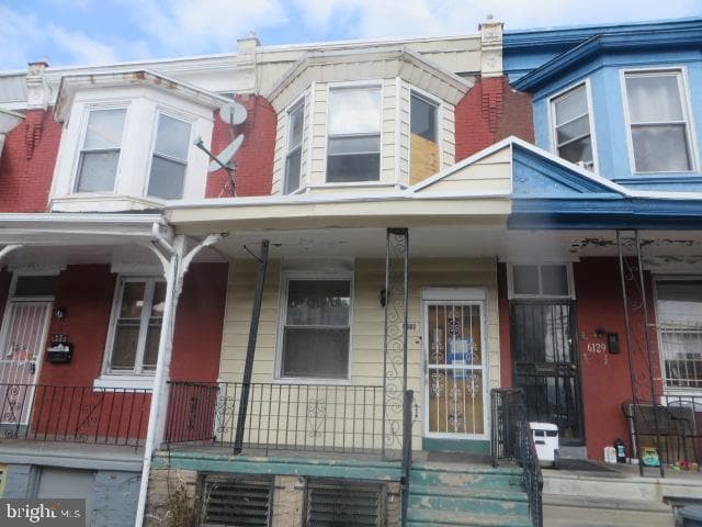 6131 Master Street
